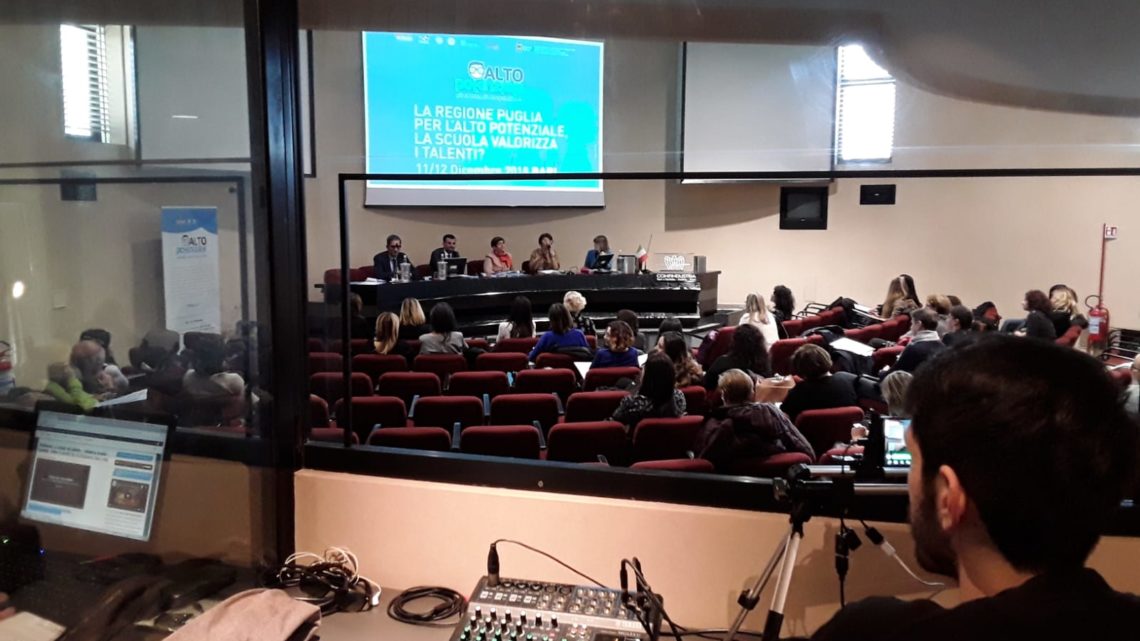 Seminario: Le strade del talento – Alleanza scuola – famiglie. Seconda Parte – Video trasmesso da Confindustria Bari e Bat. Seminario: Le strade del talento – Alleanza scuola – famiglie. Seconda Parte – Video trasmesso da Confindustria Bari e Bat.