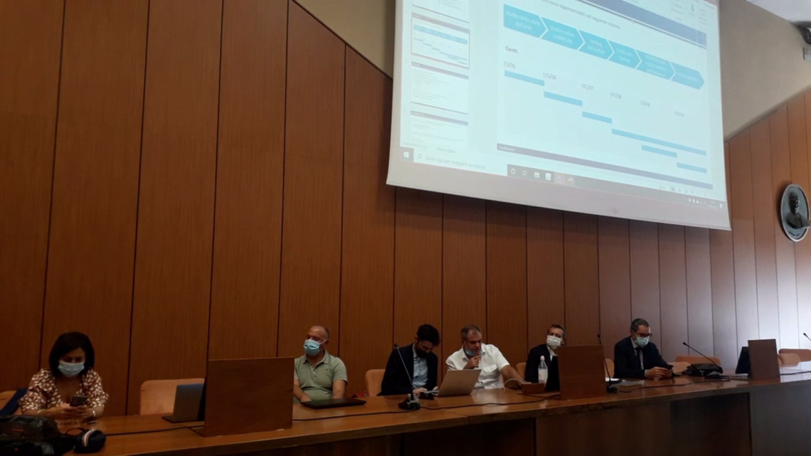 Poliba, ingegneri e laureandi presentano risultati innovativi per la logistica aziendale Poliba, ingegneri e laureandi presentano risultati innovativi per la logistica aziendale